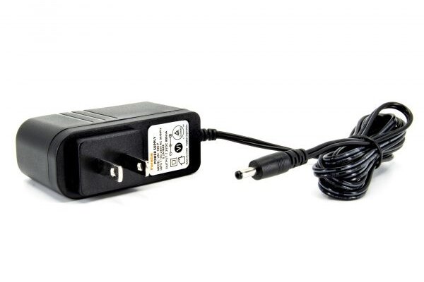 Futaba Wall Charger for Transmitter or Receiver, LifeP04