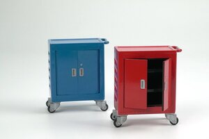 Cross RC Cross Scale Accessories-Tool Chest (requires painting)