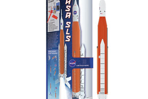 Estes Rockets EST2206  NASA SLS Model Rocket Kit