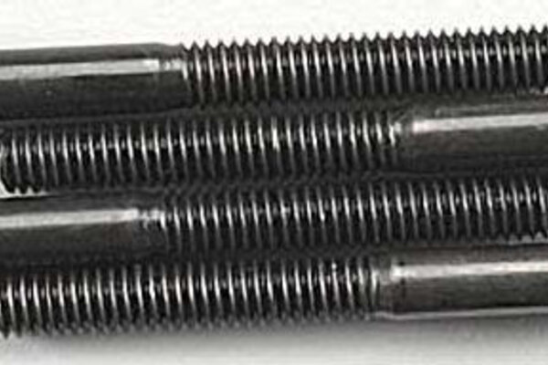 Dubro 4.0mm x 35 Socket Head Cap Screws 4/pkg