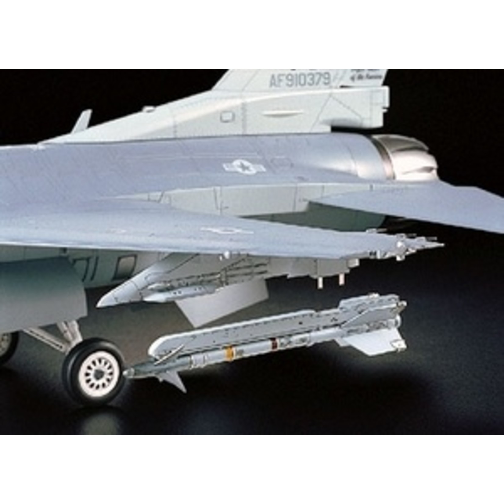 Tamiya TAM60315 1/32 Lockheed Martin F-16CJ Blk 50