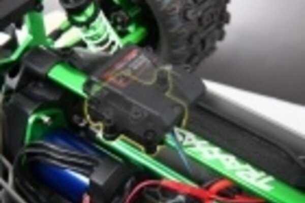 Traxxas 6562 Mount, telemetry expander (requires #6730 chassis brace kit)