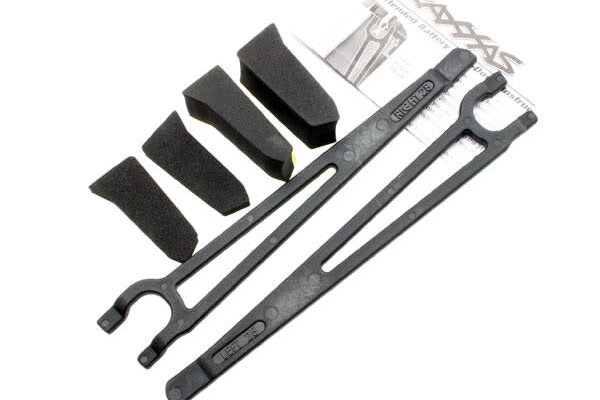 Traxxas 3927X Hold downs, battery, left & right (2)/ foam spacers (4) (allows for installation of taller, multi-cell batteries)