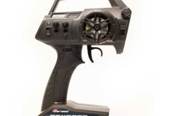 CARISMA CIS15644 CTX8000 2.4GHz FHSS 2-Channel Pistol Radio w/ 2 Receivers
