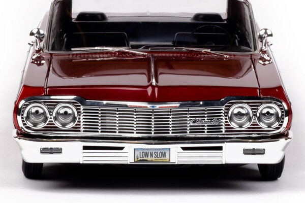 Redcat Racing RER13525 Redcat SixtyFour RC Car - 1:10 1964 Chevrolet Impala Hopping Lowrider