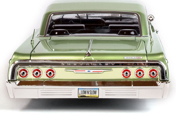 Redcat Racing RER14408   Redcat SixtyFour RC Car - 1:10 1964 Chevrolet Impala Hopping Lowrider