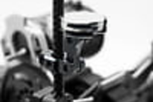 Yeah Racing YEA-YA-0531BK  Yeah Racing Aluminum CNC Magnetic Invisible Body Mount (Black)