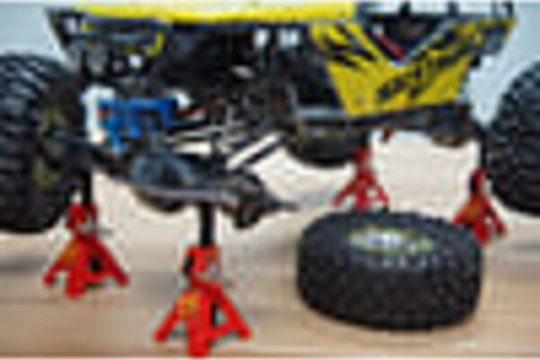 Yeah Racing YEA-YA-0374RD  Yeah Racing Height Adjustable 6 Ton Jack (Red) (2)