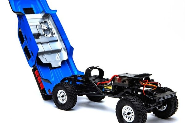 Axial Racing AXI00005T2  1/24 SCX24 Jeep JT Gladiator 4WD Rock Crawler Brushed RTR, Blue