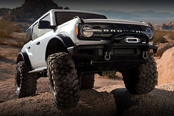 Traxxas 92076-4-SLVR TRX-4® Scale and Trail® Crawler with 2021 Ford® Bronco Body:  4WD Electric Truck with TQi™ Traxxas Link™ Enabled 2.4GHz Radio System