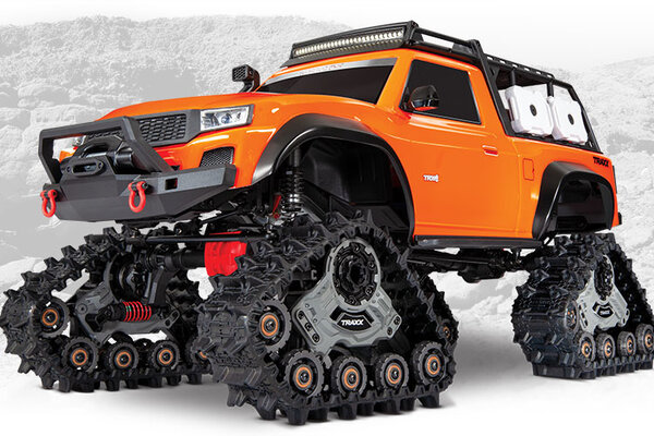 Traxxas 82034-4-BLUE TRX-4® with Deep-Terrain Traxx®:  4WD Electric Truck with TQ™ 2.4GHz Radio System