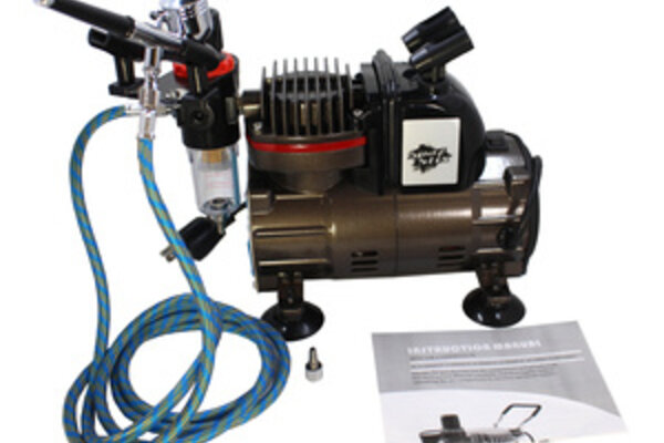 Spaz Stix SZX50000  Dual Action Gravity Feed Airbrush & Air Compressor Combo