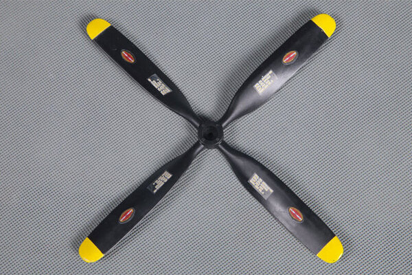 FMM FMMPROP039  Propeller: 7x5.4 4 Bld 800mm P51 V2