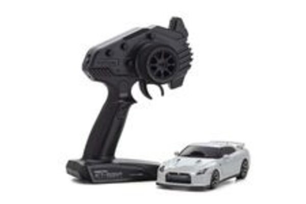 Kyosho KYO32628PW  Mini Z AWD Nissan GT-R (R35) Pearl White