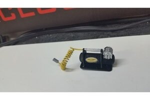 Exclusive RC ERC10-3039  Smitty Bilt Portable Air Comp