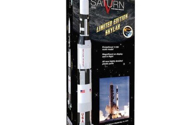 Estes Rockets EST1973  Saturn V Skylab Kit, Skill Level: Master