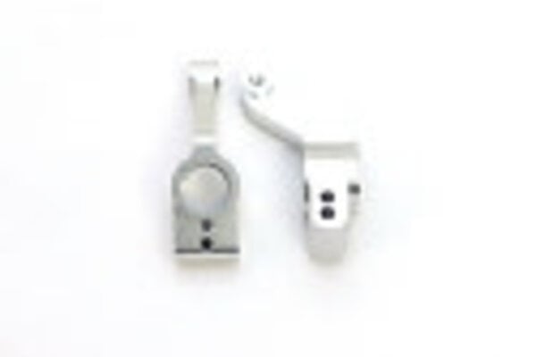 ST Racing Concepts SPTST1952S  ALUMINUM REAR HUB CARRIERS FOR SLASH 4X4 (SILVER) 1 PAIR