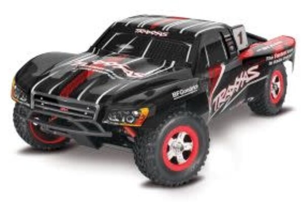 Traxxas 70054-8-BLK  1/16 Slash 4X4 w/USB-C