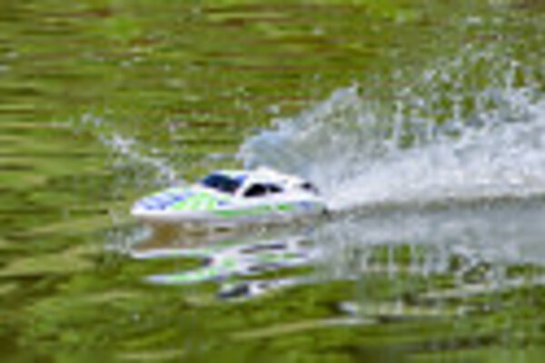 RAGE RC RGRB1450	LightWave 400BL RTR Boat