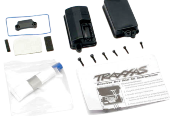 Traxxas 3628 Box, receiver (sealed)/ foam pad/ 2.5x8mm CS (4)/ 3x10mm CS (2)