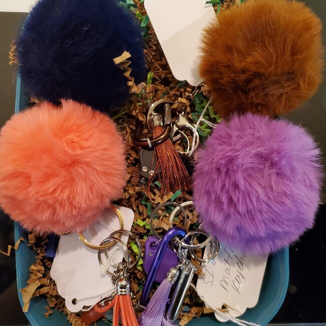 SI076 Pom Pom Keychains