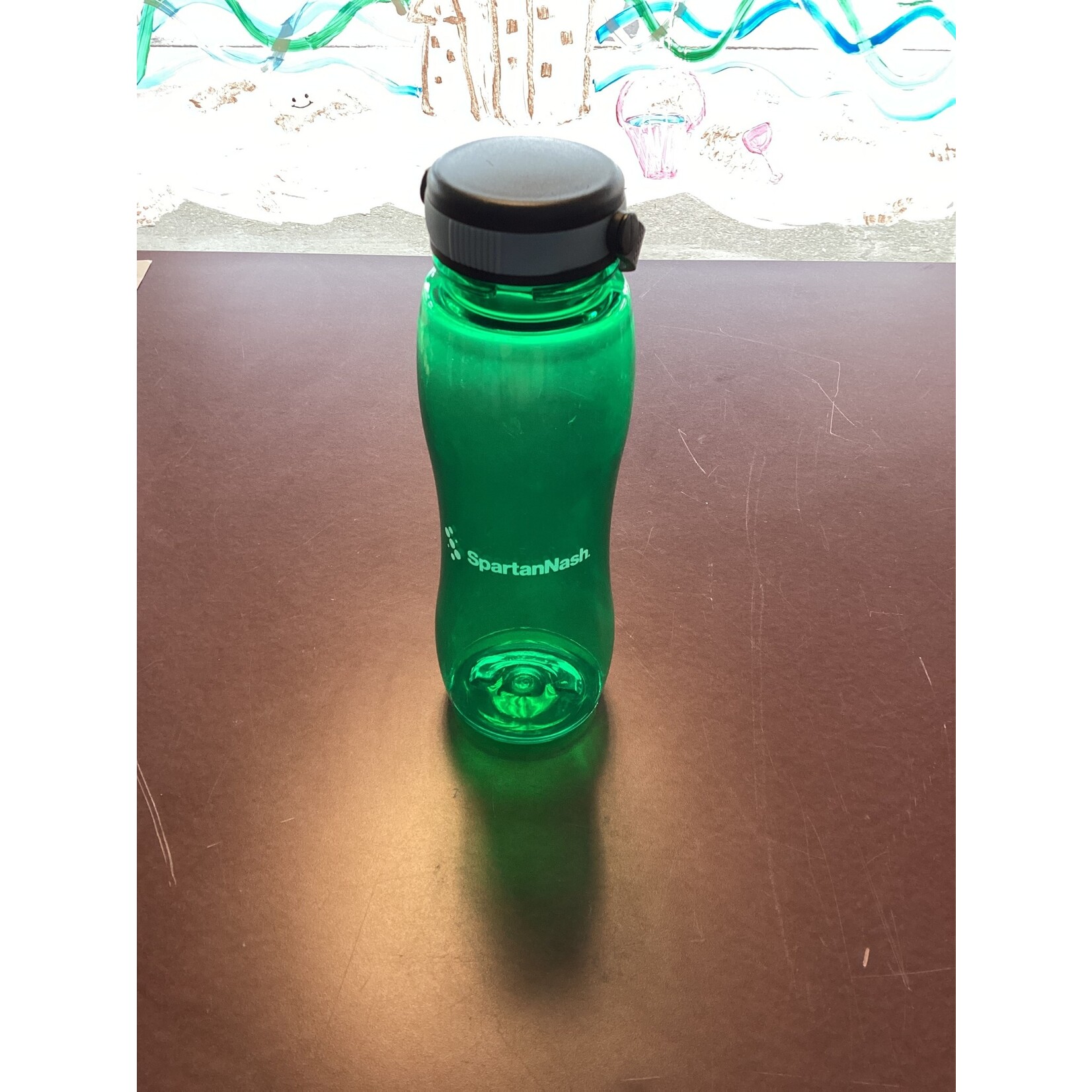https://cdn.shoplightspeed.com/shops/651743/files/58759134/1652x1652x2/green-plastic-water-bottle.jpg