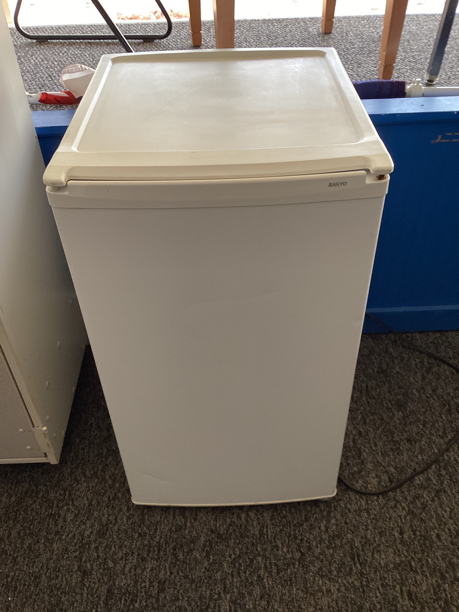 Sanyo Mini Fridge GVSU Surplus Store