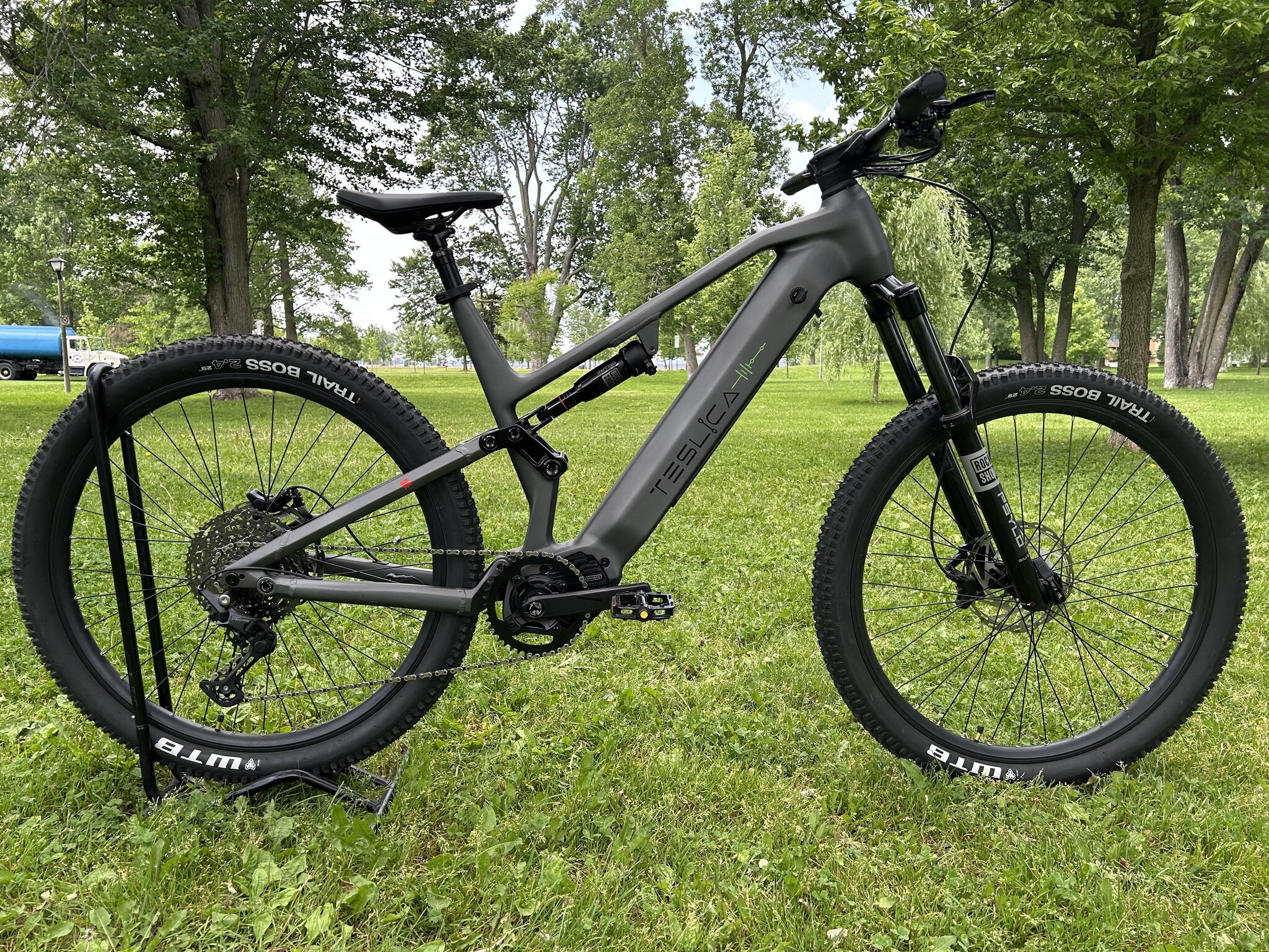 Teslica Triumph Moutinan eBike E1H
