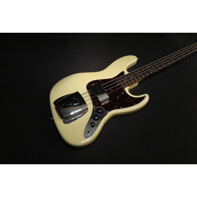 Fender Jazz Bass 1965 Olympic White (Refinished) - Baltimore Music