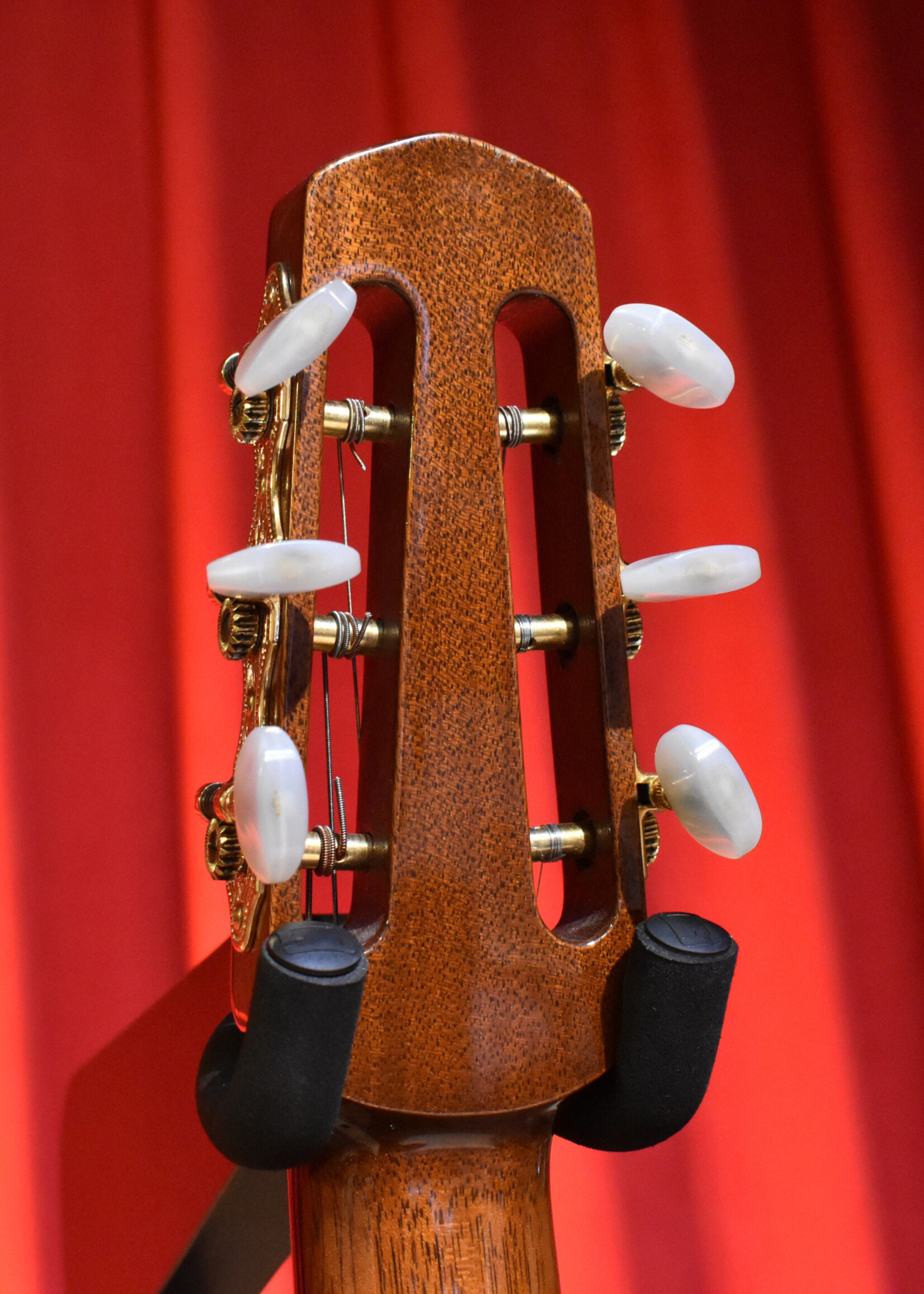 Shelley D. Park 2002 Shelley D. Park Encore Left-Handed Acoustic Guitar - Natural