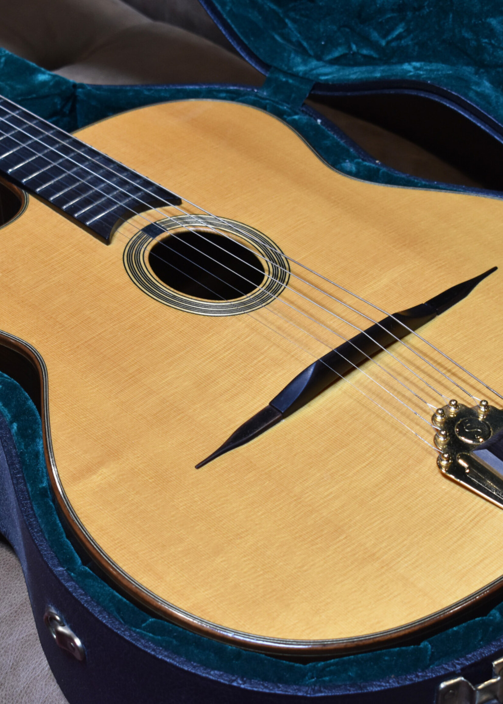 Shelley D. Park 2002 Shelley D. Park Encore Left-Handed Acoustic Guitar - Natural