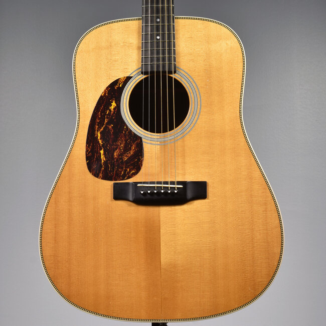 2003 Martin Standard Series HD-28 Left-Handed - Natural