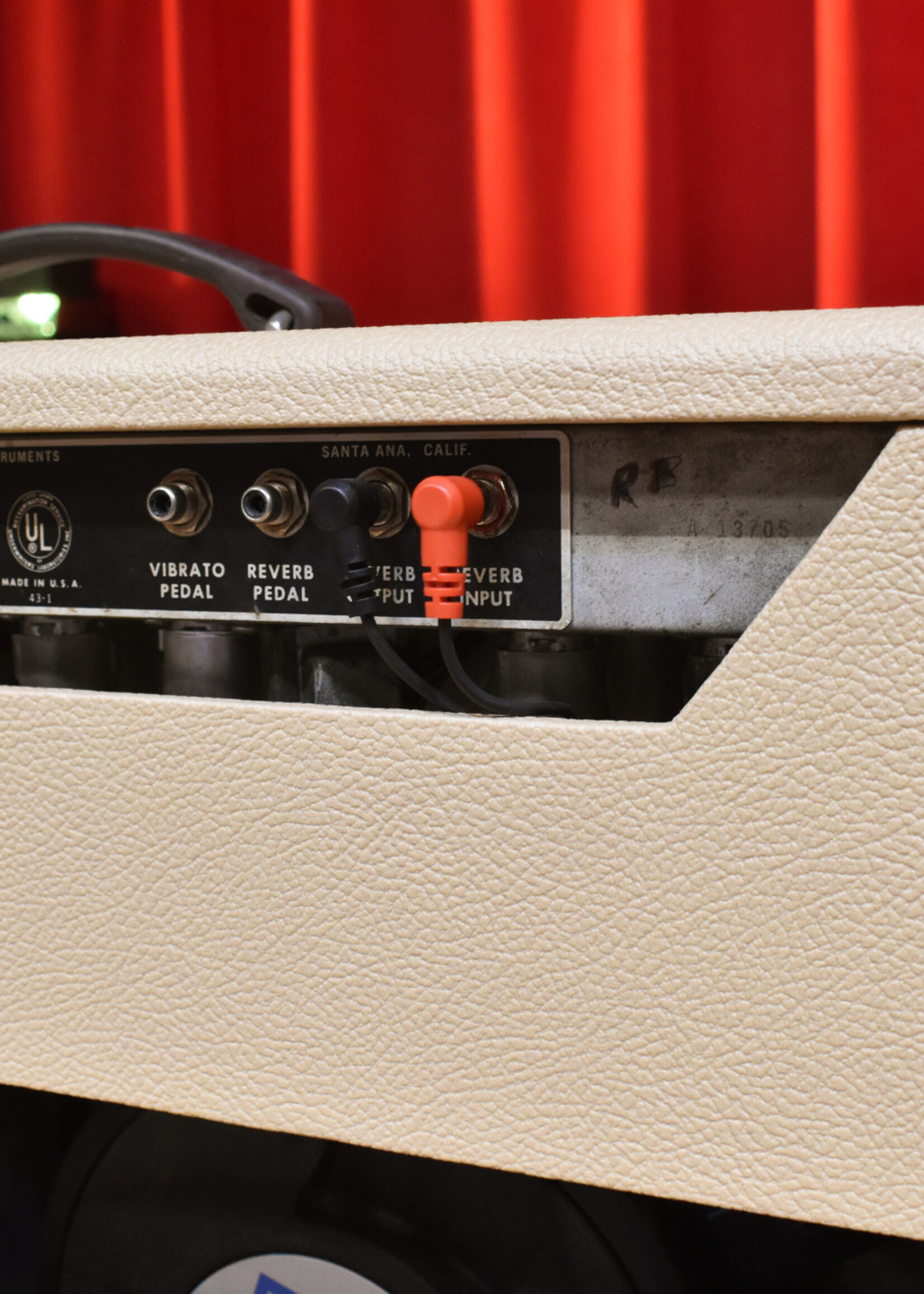 1968 Fender Twin Reverb - White