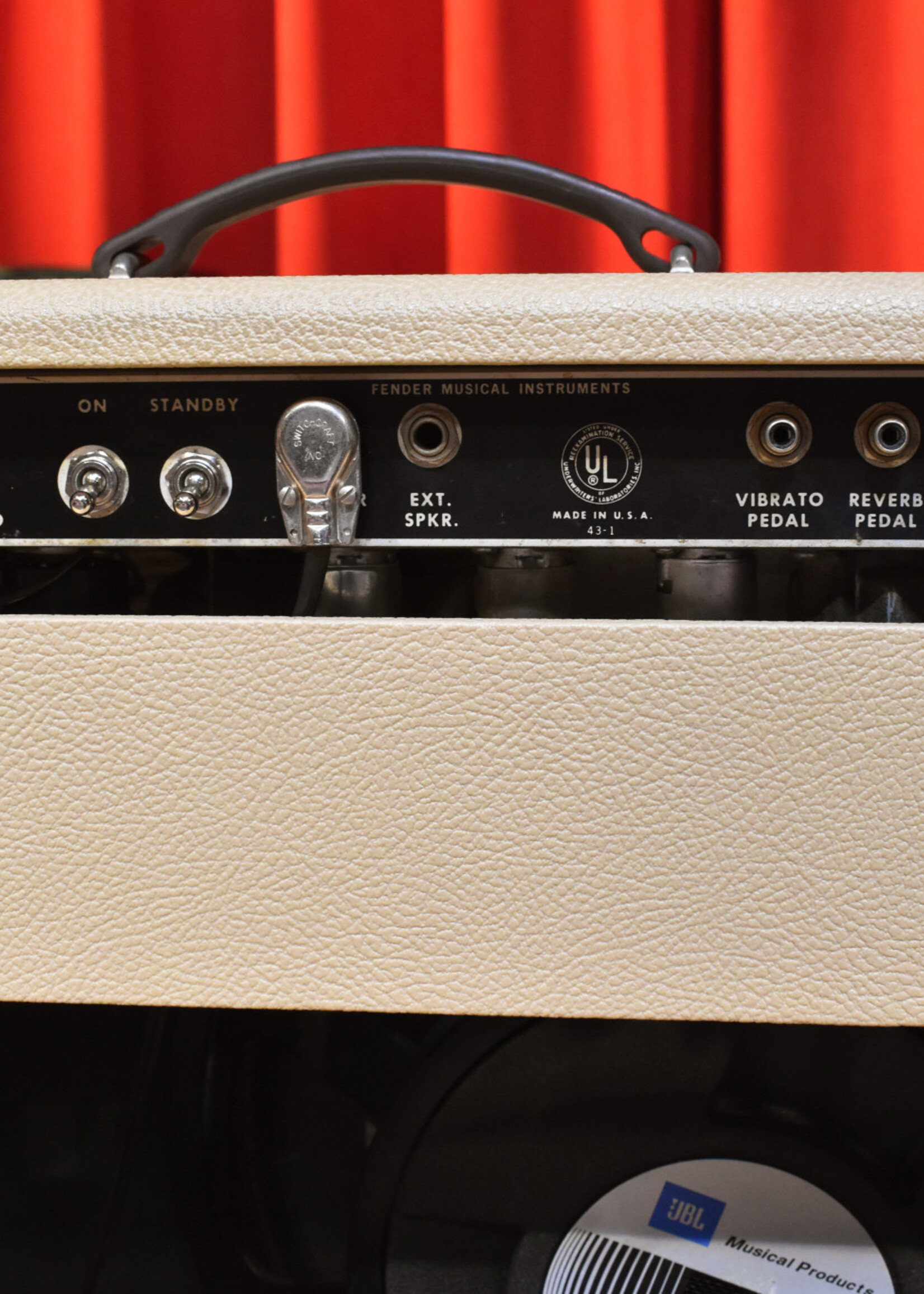 1968 Fender Twin Reverb - White