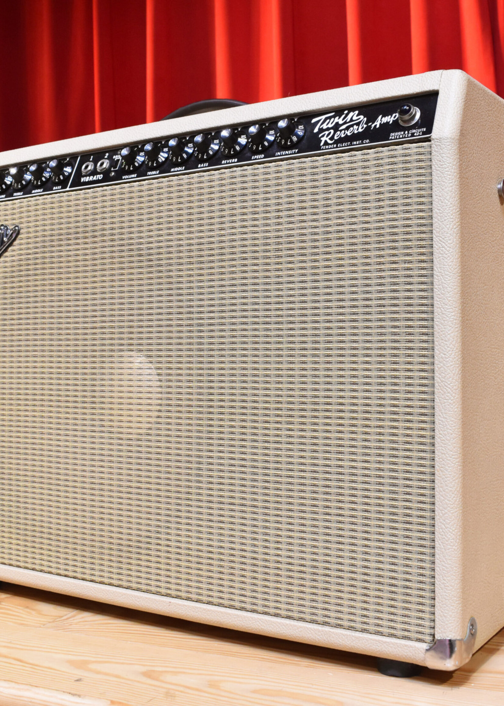 1968 Fender Twin Reverb - White