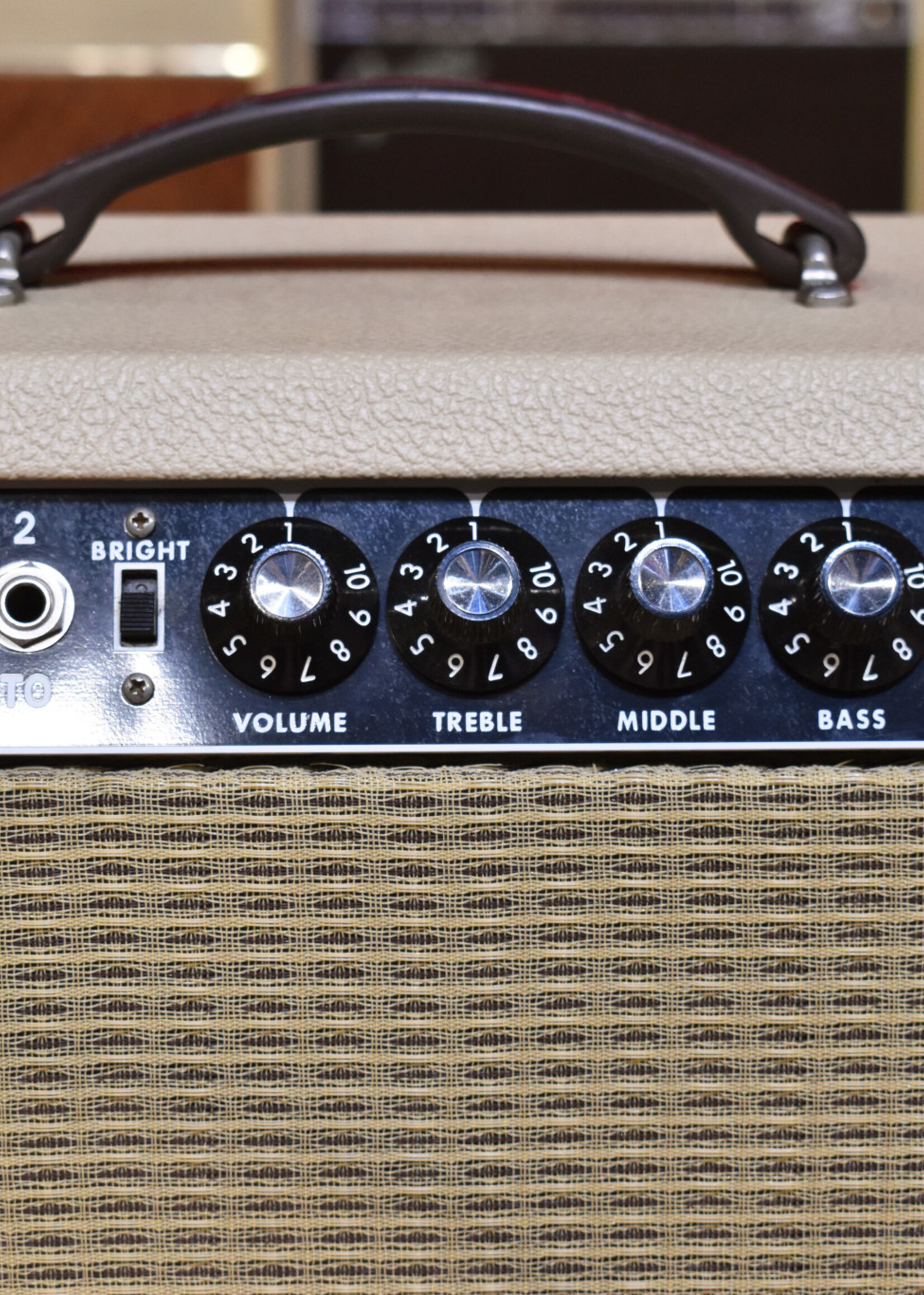 1968 Fender Twin Reverb - White