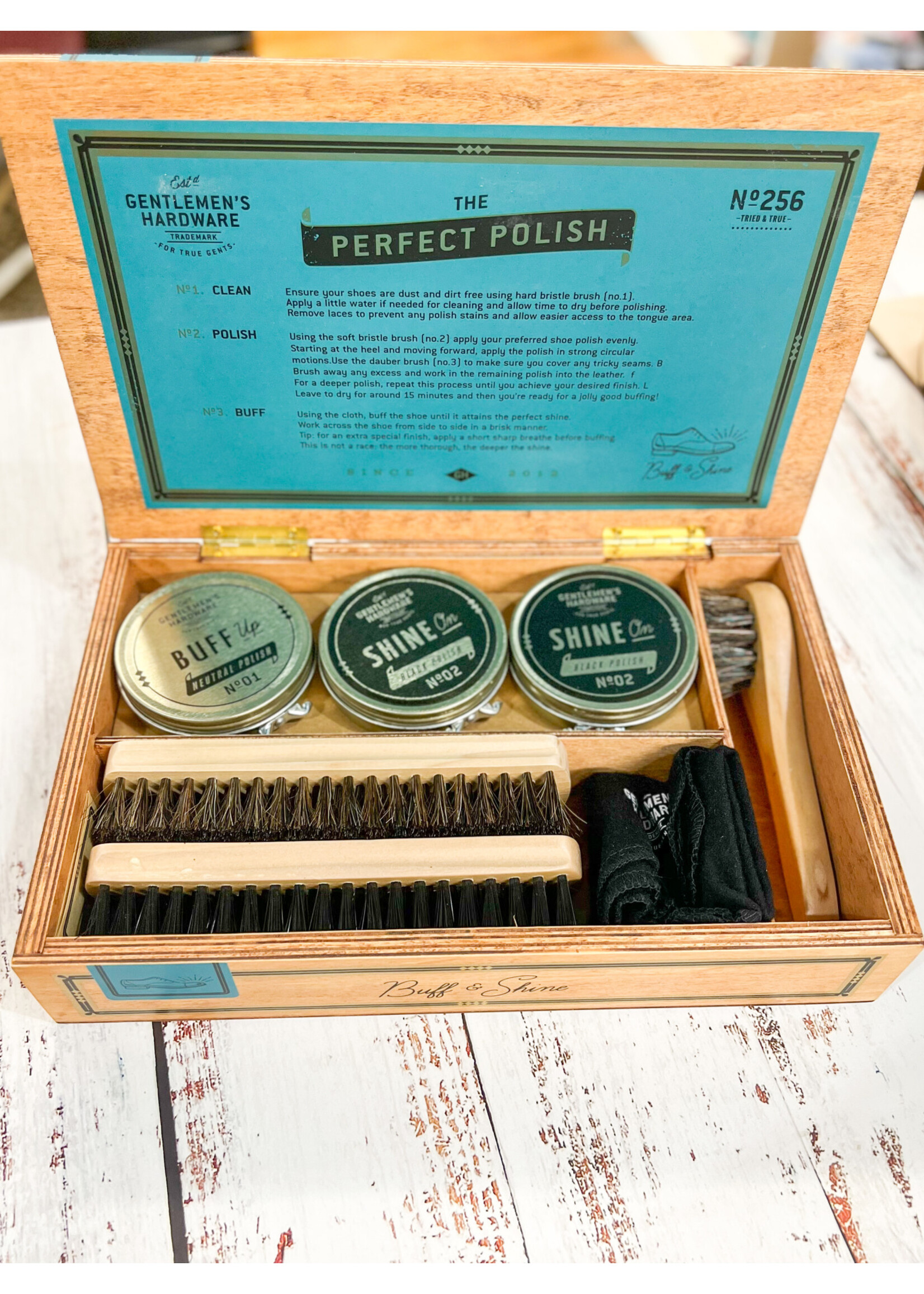 Gentleman's Hardware Shoe Shine Cigar Box