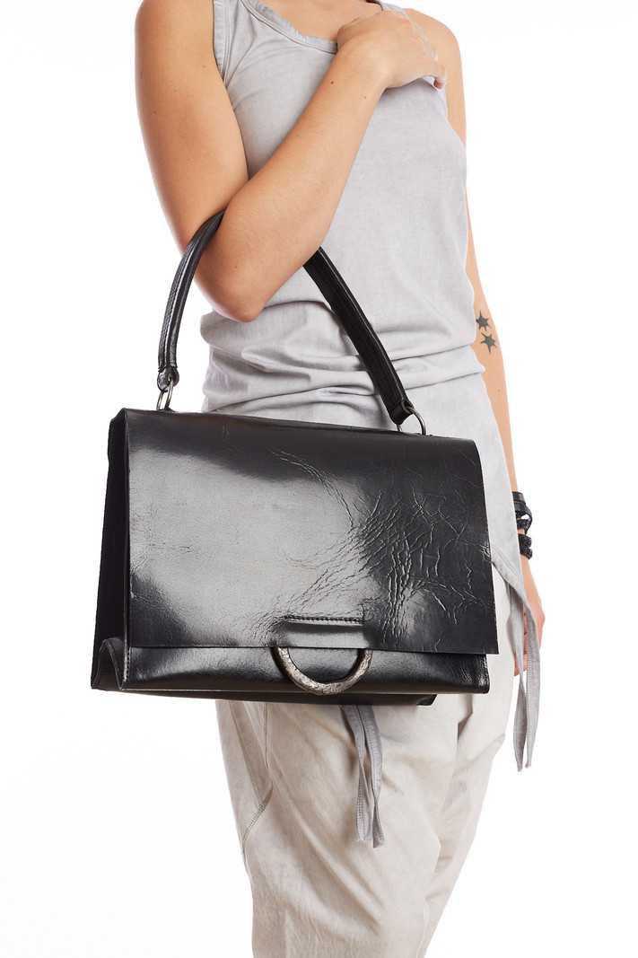 Ring Shoulder Bag Gloss - Robin Richman Inc.