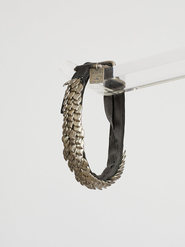 Goti Silver and Leather Leaves Bracelet