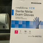 sterile gloves S