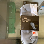 pure seamless sock