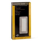 Medline Sterile Bordered Gauze - 4" x 8" (2" x 6" Pad) - 1 each