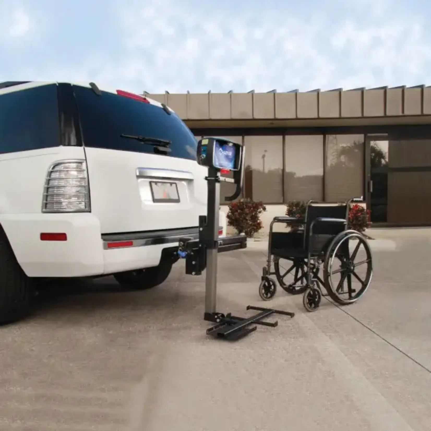 Harmar Power Tote Manual WC Hitch-Mount Lift