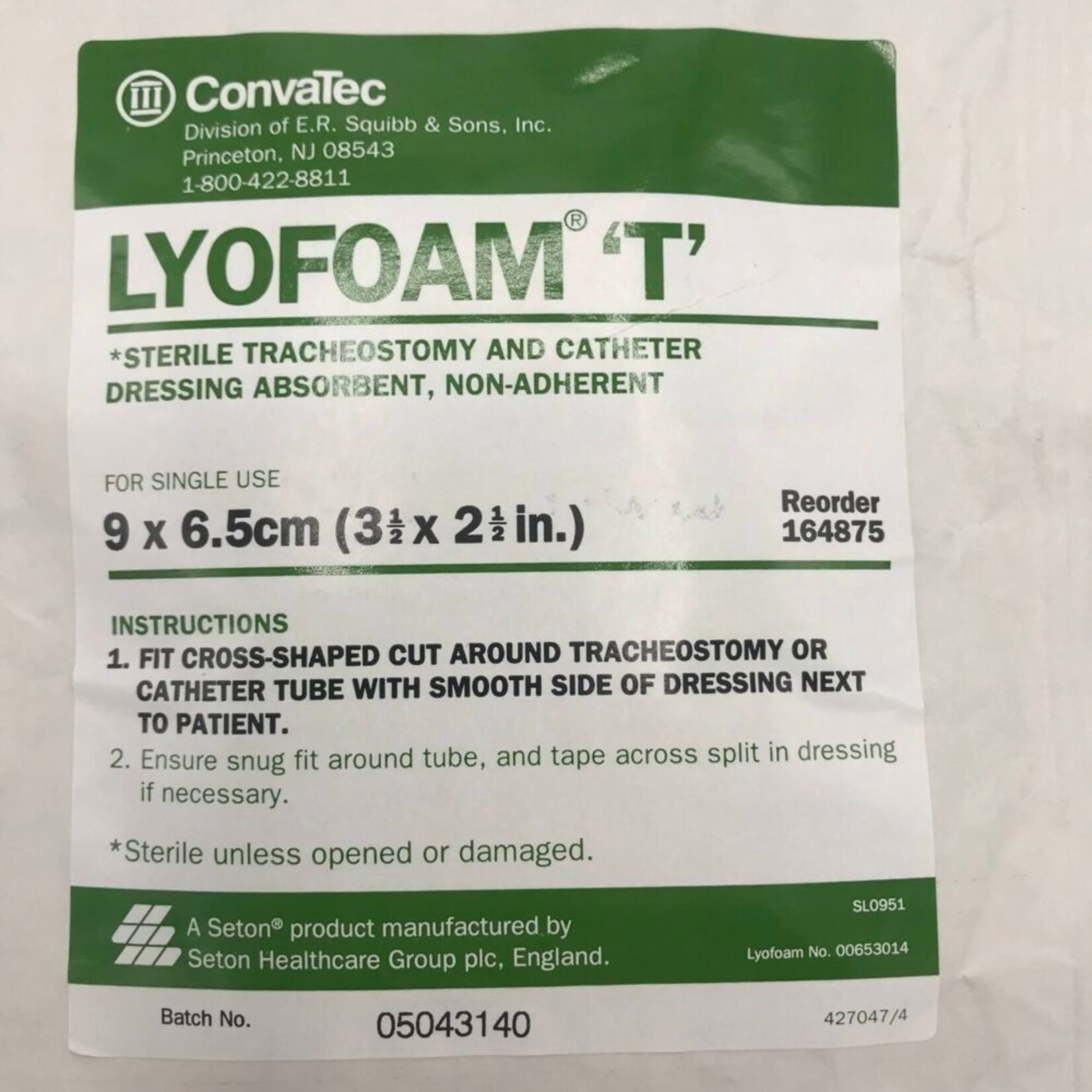 ConvaTec Foam Split Trach/Cath Dressing, Non-Adhesive - 3.5" x 2" - 1each