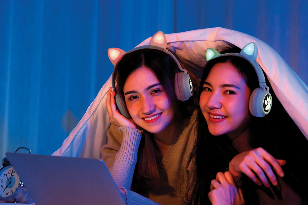 lexibook Lexibook - Casque sans fil lumineux chat