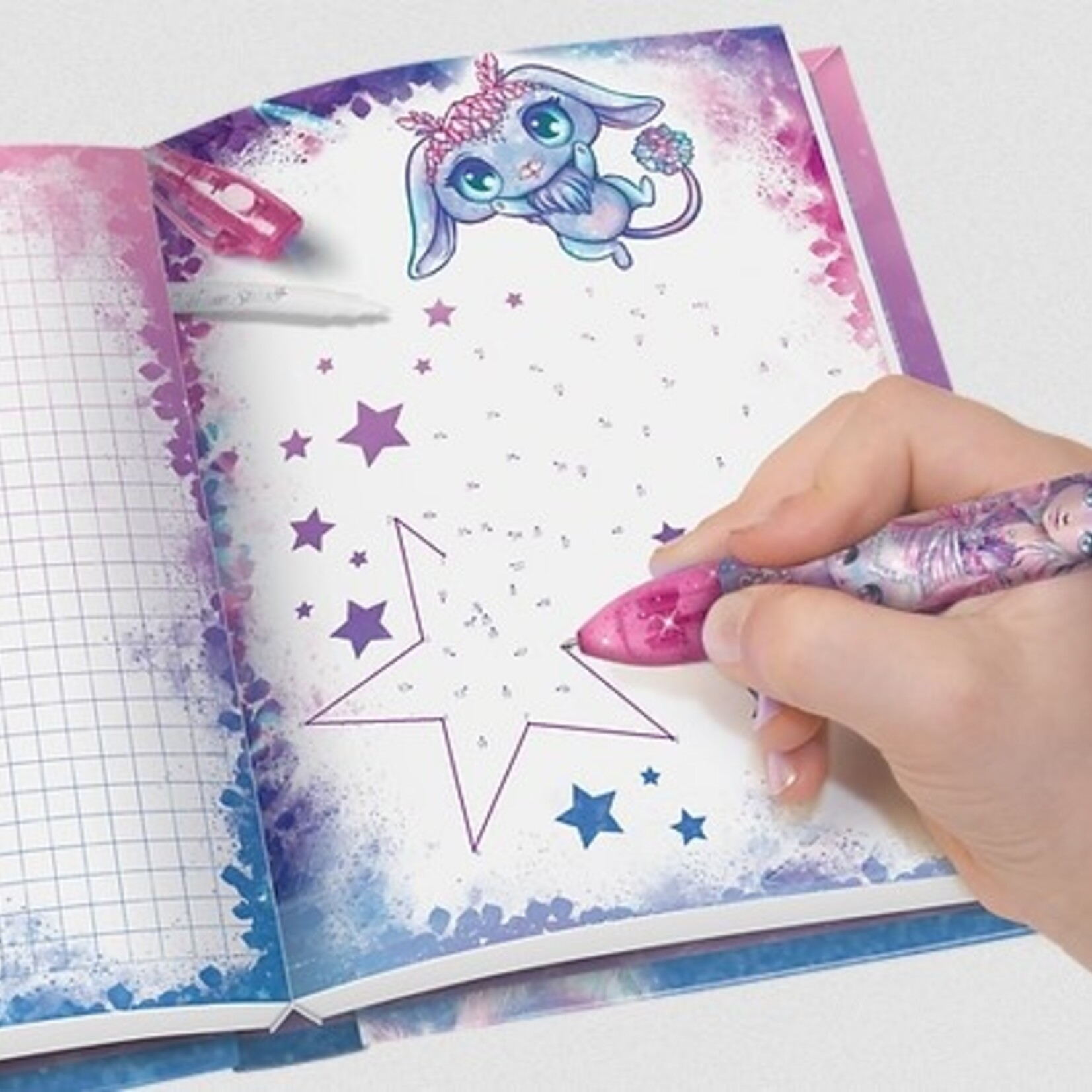 Gladius Nebulous Star - Journal intime Estrelia