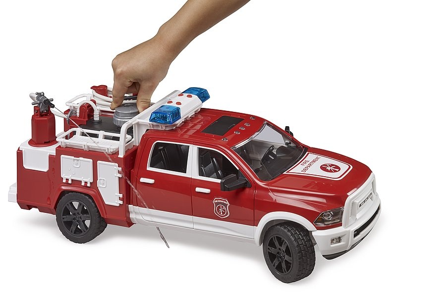 Bruder *****Bruder 02544 - RAM 2500 Chariot d’intervention de pompiers avec module son et lumière