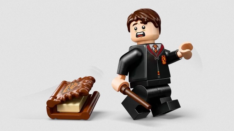 Lego Lego 76449 Harry Potter - Le Monstrueux Livre des Monstres qui mord