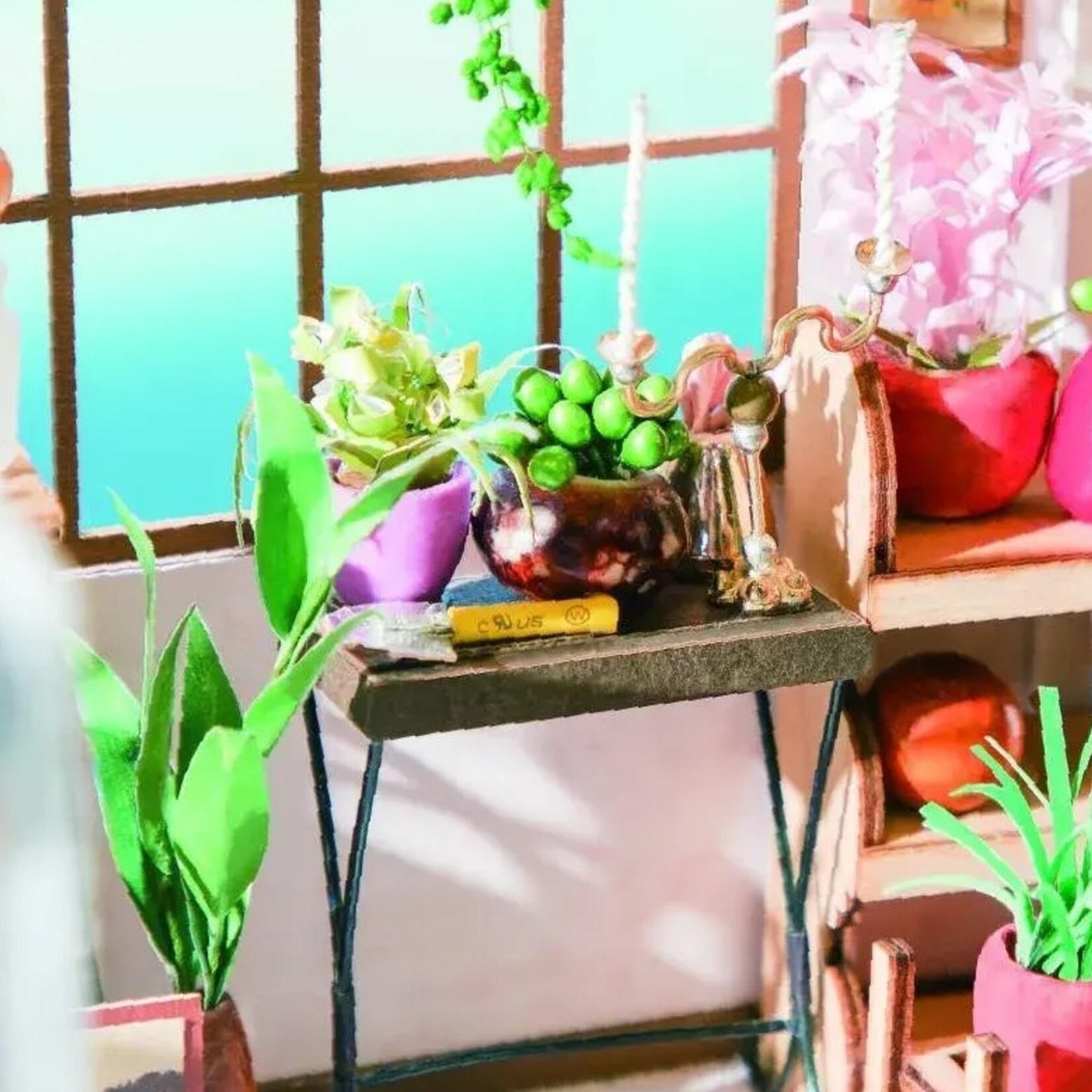 Robotime Rolife - Happy Corner - Emily's Flower Shop