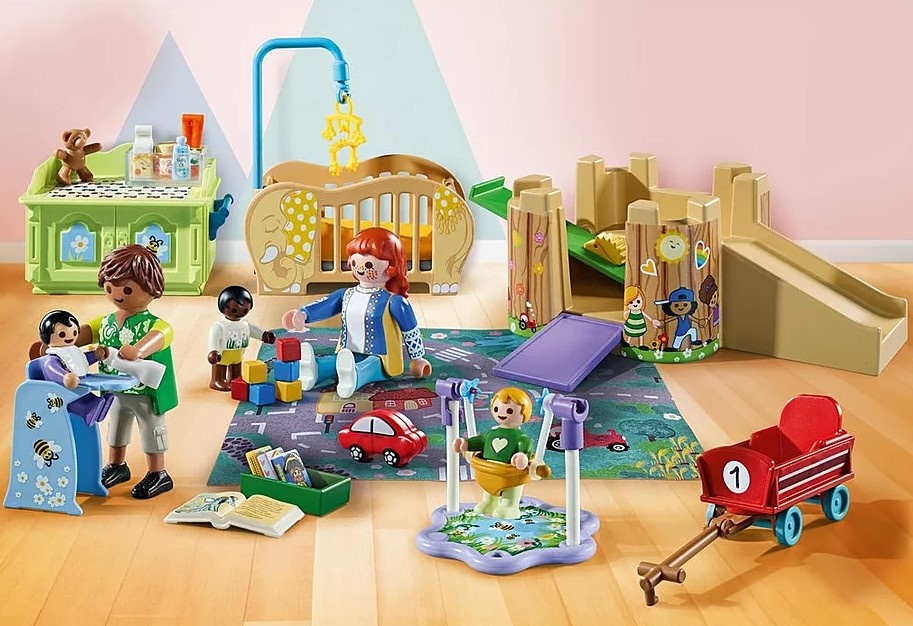 Playmobil Playmobil - 71649 Assistante maternelle et bébés